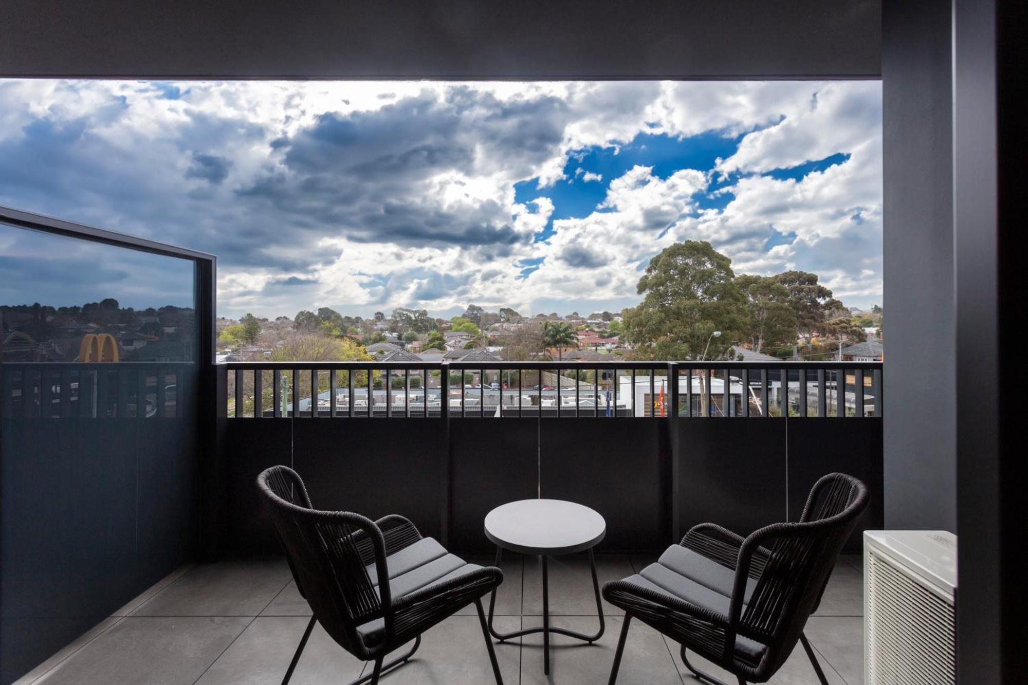 Samma - Linden Apartments In Ivanhoe Melbourne Bagian luar foto